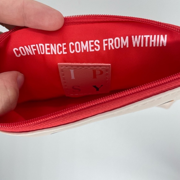 Ipsy bag bundle - Picture 11 of 11